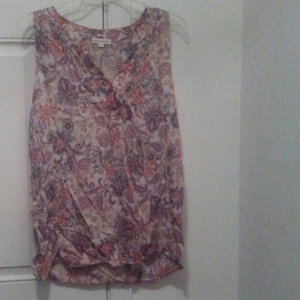 Floral like blouse